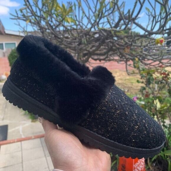 Skechers Womens Cozy Lite Sparkle Knit Slippers - Sweet Walk Sz 6 in Black - Picture 1 of 11